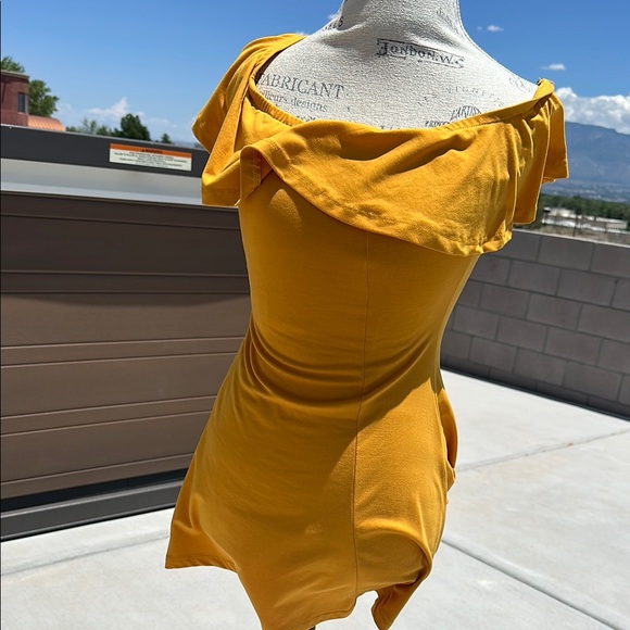 Yellow Ruched Off-Shoulder Mini Dress - Picture 4 of 17
